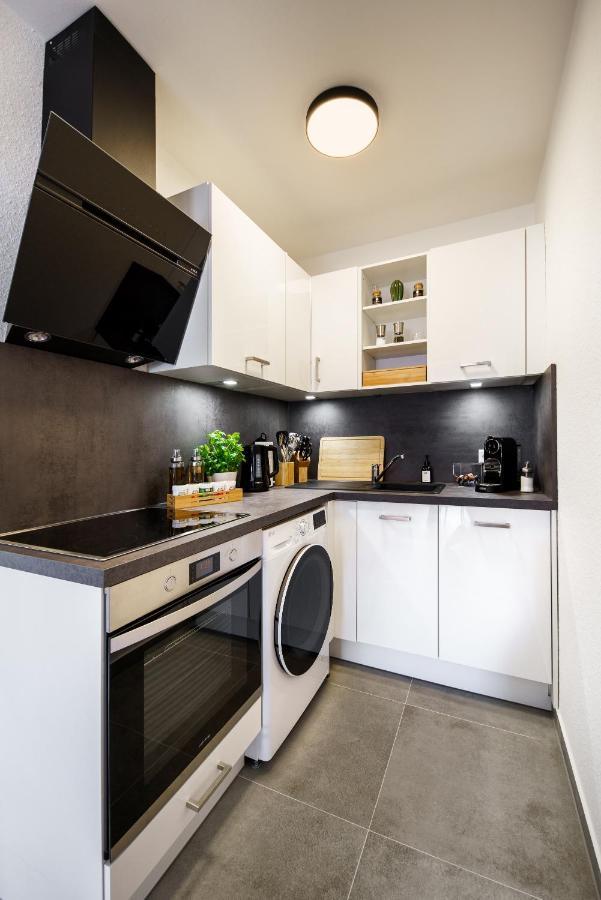 Staytona - Parkpl. - Balkon - Wlan - Netflix - Wfh Taunusstein Extérieur photo