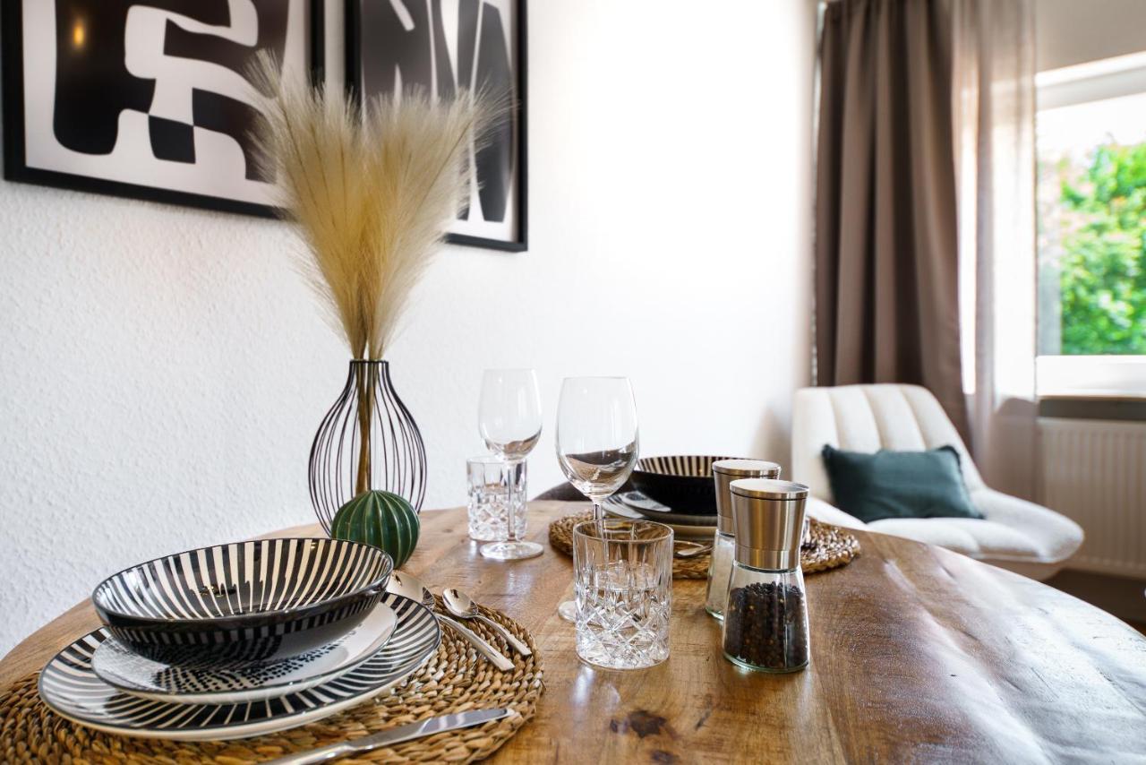 Staytona - Parkpl. - Balkon - Wlan - Netflix - Wfh Taunusstein Extérieur photo