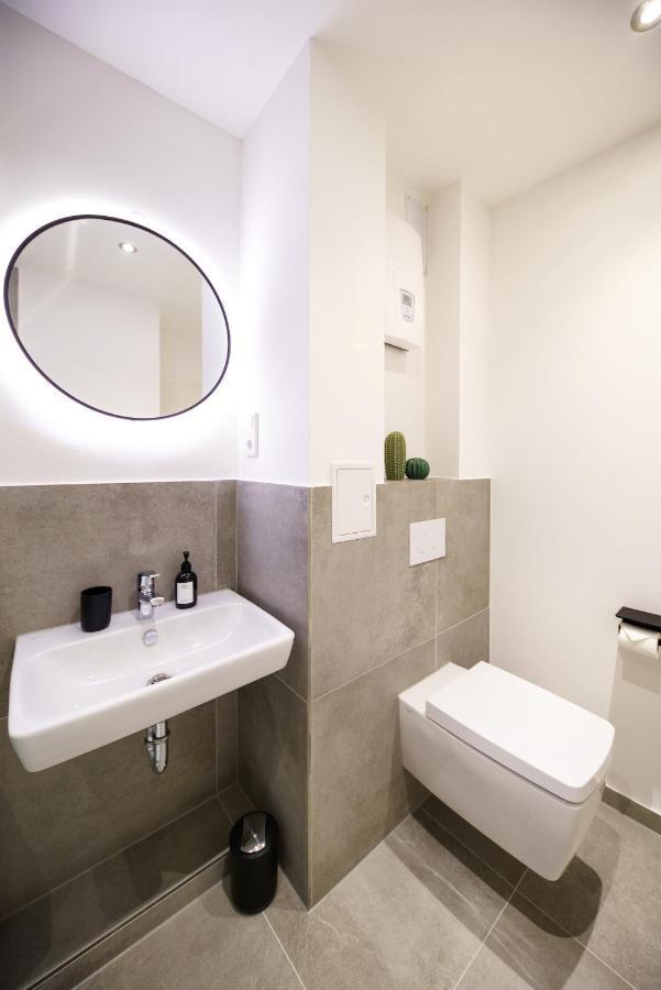 Staytona - Parkpl. - Balkon - Wlan - Netflix - Wfh Taunusstein Extérieur photo